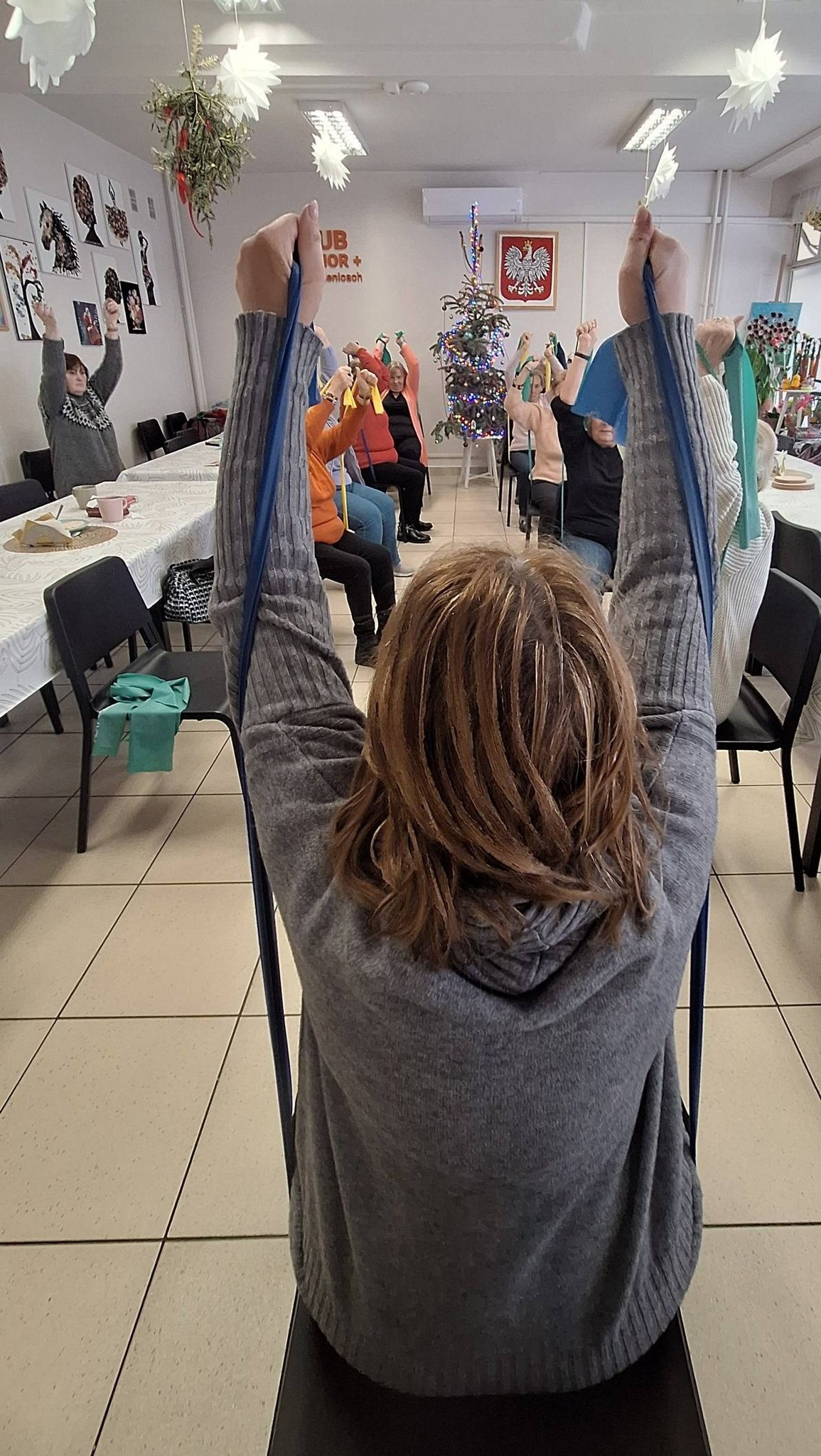 Ćwiczenia z gumami dla seniorów